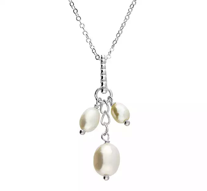 Triple Pearl Necklace In Silver