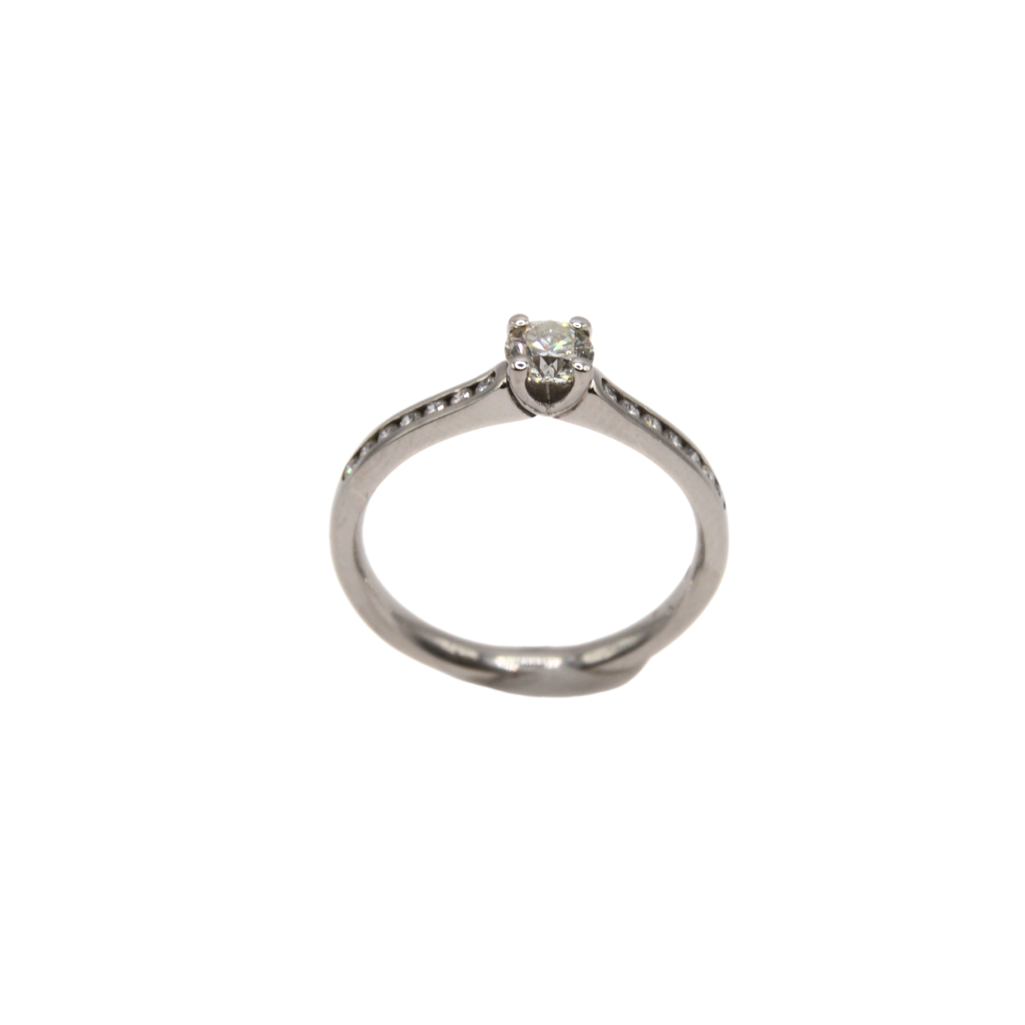 Four Claw Platinum Diamond Ring With Channel Set Diamond Shoulders 0.26ct/ H / SI1